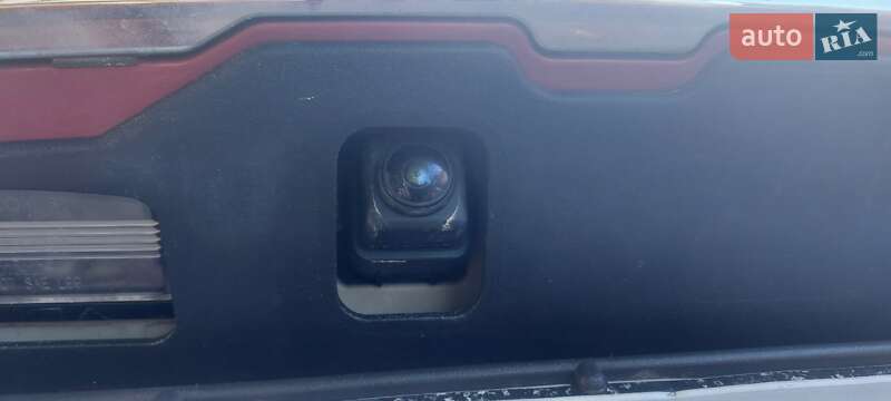 Позашляховик / Кросовер Nissan Rogue 2015 в Полтаві