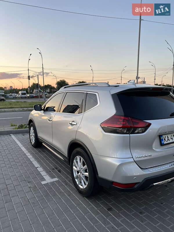 Внедорожник / Кроссовер Nissan Rogue 2019 в Киеве