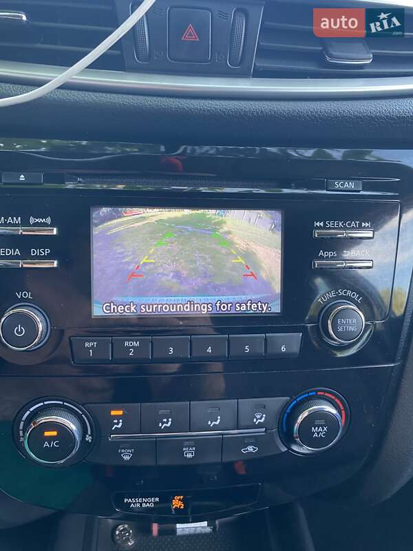 Внедорожник / Кроссовер Nissan Rogue 2015 в Киеве