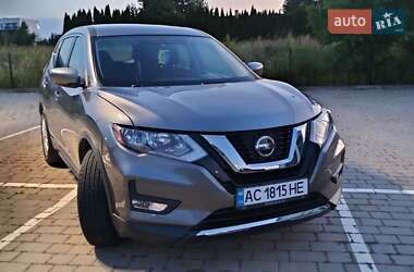 Позашляховик / Кросовер Nissan Rogue 2018 в Луцьку