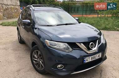 Внедорожник / Кроссовер Nissan Rogue 2015 в Ивано-Франковске