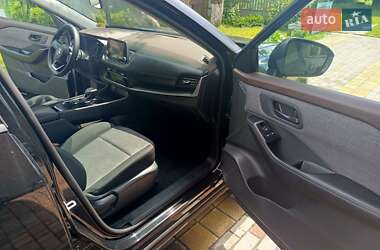 Внедорожник / Кроссовер Nissan Rogue 2021 в Киеве