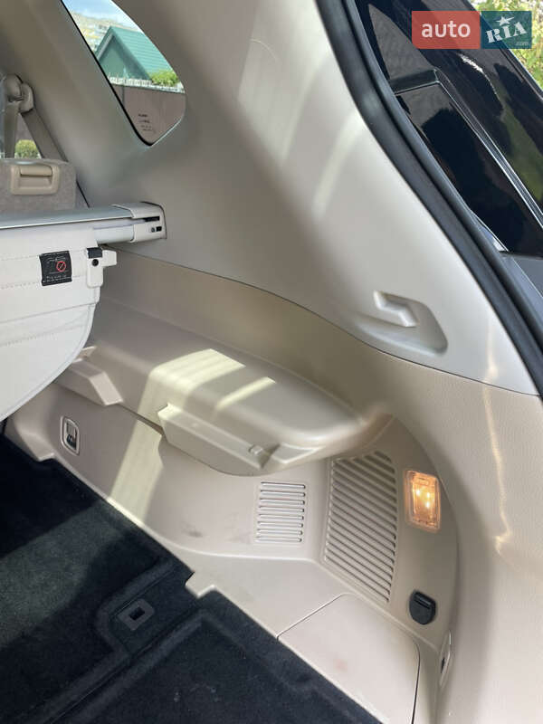 Позашляховик / Кросовер Nissan Rogue 2016 в Петровому