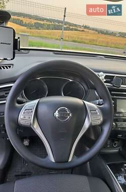 Внедорожник / Кроссовер Nissan Rogue 2016 в 