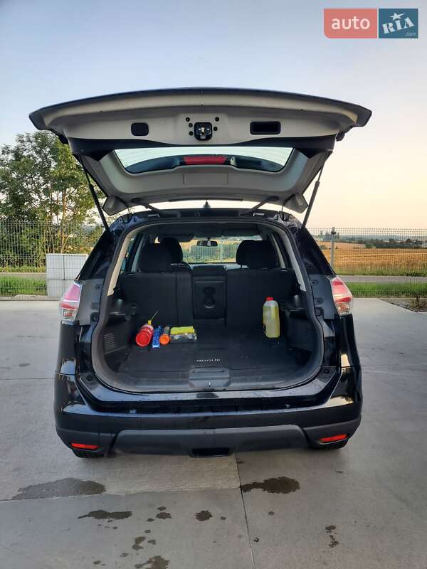 Позашляховик / Кросовер Nissan Rogue 2016 в Надвірній