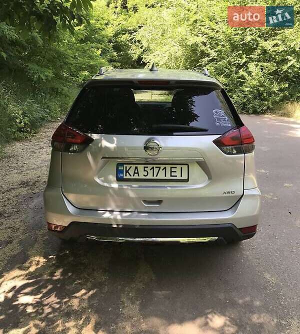 Внедорожник / Кроссовер Nissan Rogue 2017 в Житомире