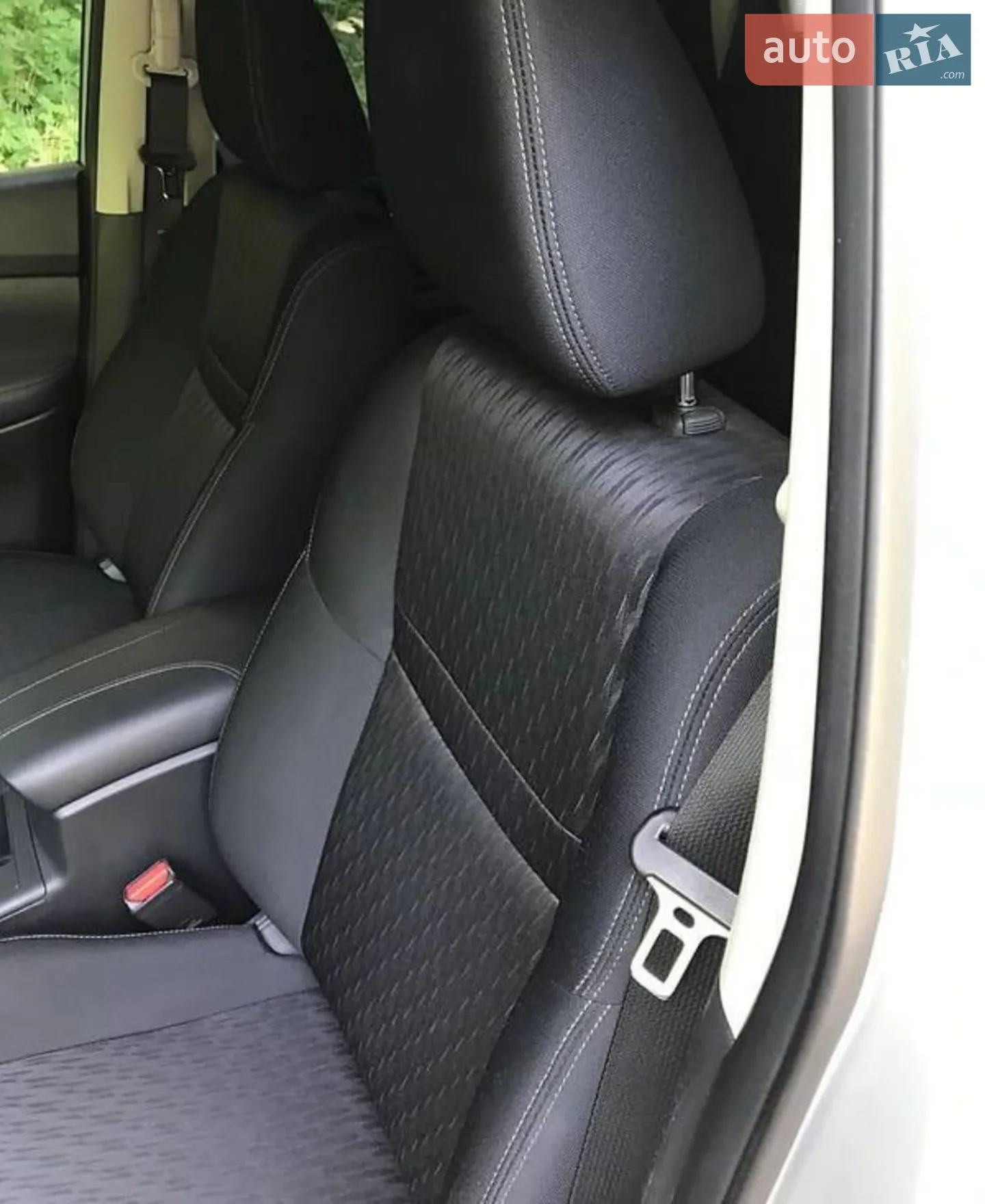 2017 Nissan Rogue - мініатюра 12