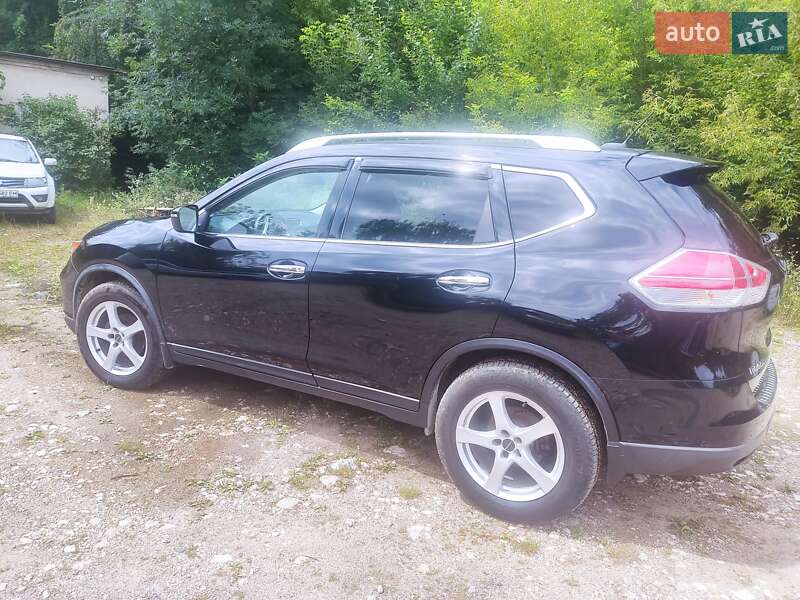 Внедорожник / Кроссовер Nissan Rogue 2016 в Тернополе