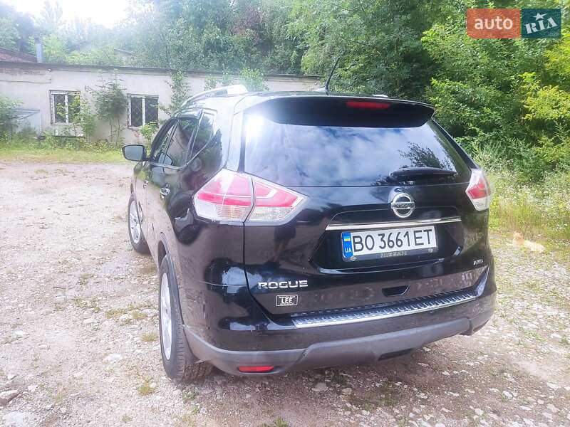 Внедорожник / Кроссовер Nissan Rogue 2016 в Тернополе