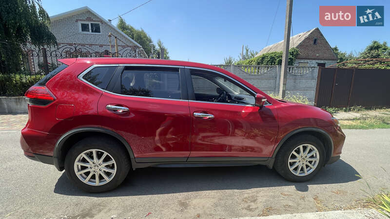 Позашляховик / Кросовер Nissan Rogue 2016 в Дніпрі