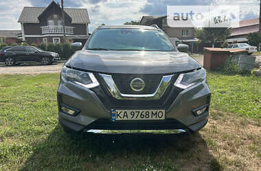 Позашляховик / Кросовер Nissan Rogue 2018 в Фастові