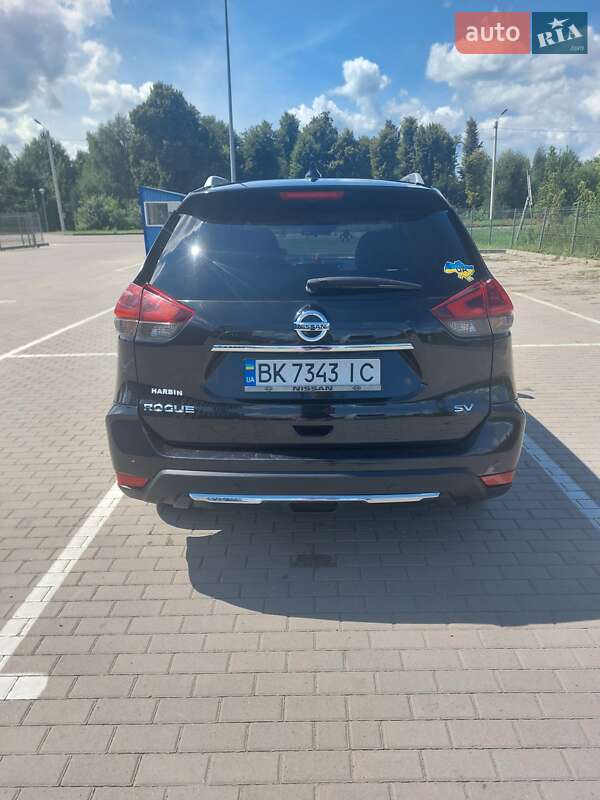 Позашляховик / Кросовер Nissan Rogue 2019 в Дубні