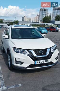 Внедорожник / Кроссовер Nissan Rogue 2018 в Киеве