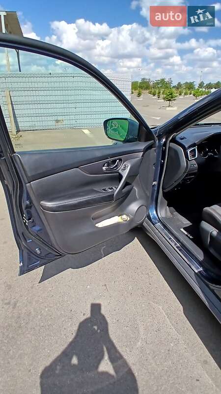 Внедорожник / Кроссовер Nissan Rogue 2015 в Одессе