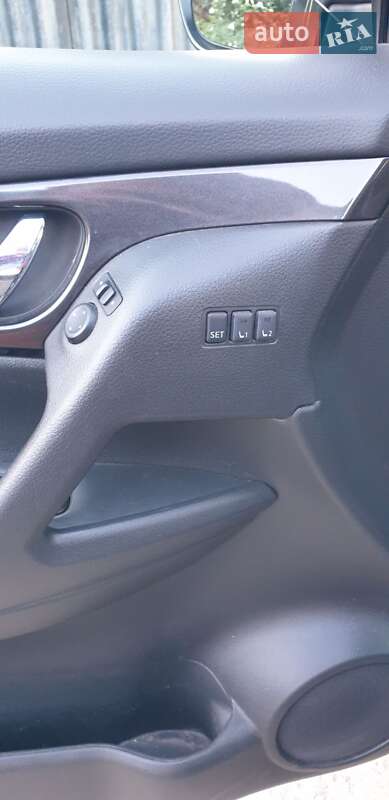 Внедорожник / Кроссовер Nissan Rogue 2017 в Запорожье фото 15 Внедорожник / Кроссовер Nissan Rogue 2017 в Запорожье