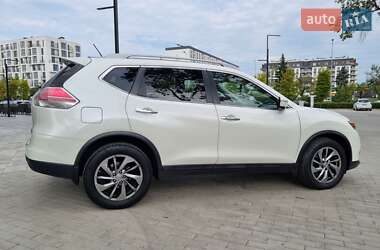 Позашляховик / Кросовер Nissan Rogue 2014 в Ужгороді