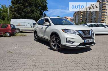 Позашляховик / Кросовер Nissan Rogue 2017 в Харкові