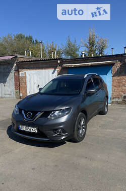 Внедорожник / Кроссовер Nissan Rogue 2015 в Виннице