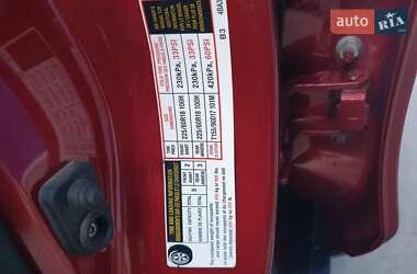 Внедорожник / Кроссовер Nissan Rogue 2013 в 