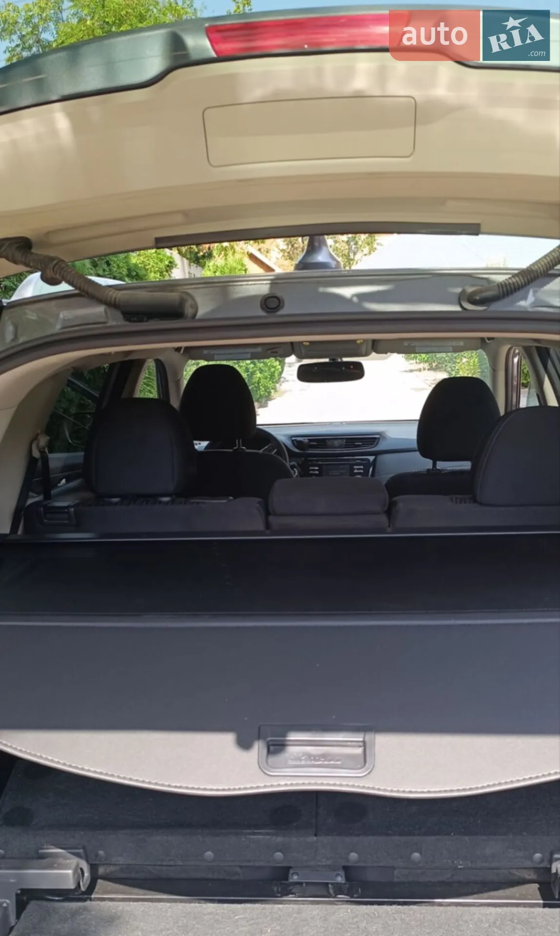 2016 Nissan Rogue - мініатюра 5