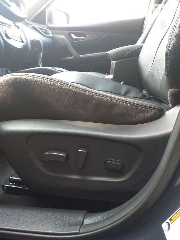 Позашляховик / Кросовер Nissan Rogue 2016 в Івано-Франківську