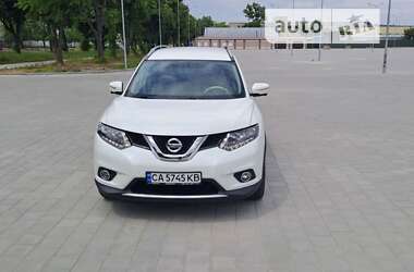 Позашляховик / Кросовер Nissan Rogue 2015 в Черкасах