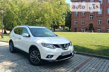 Внедорожник / Кроссовер Nissan Rogue 2015 в Львове