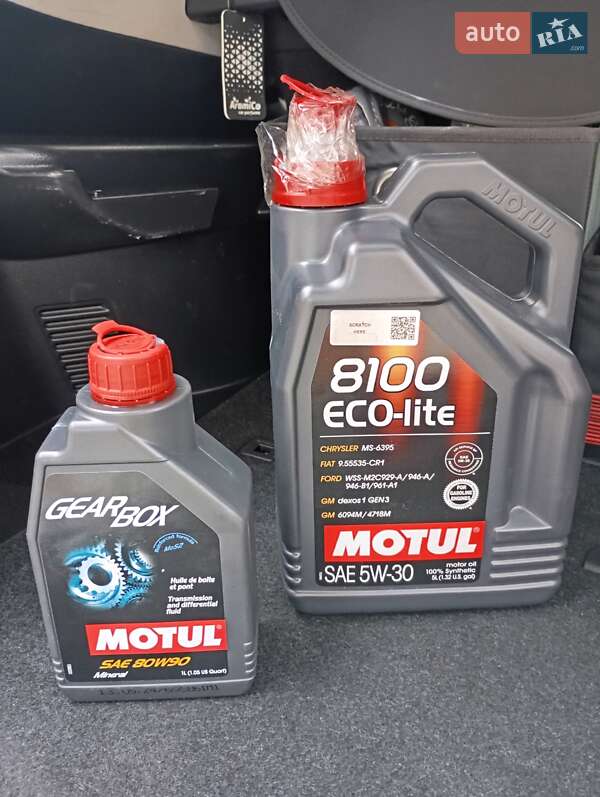 Позашляховик / Кросовер Nissan Rogue 2016 в Ірпені