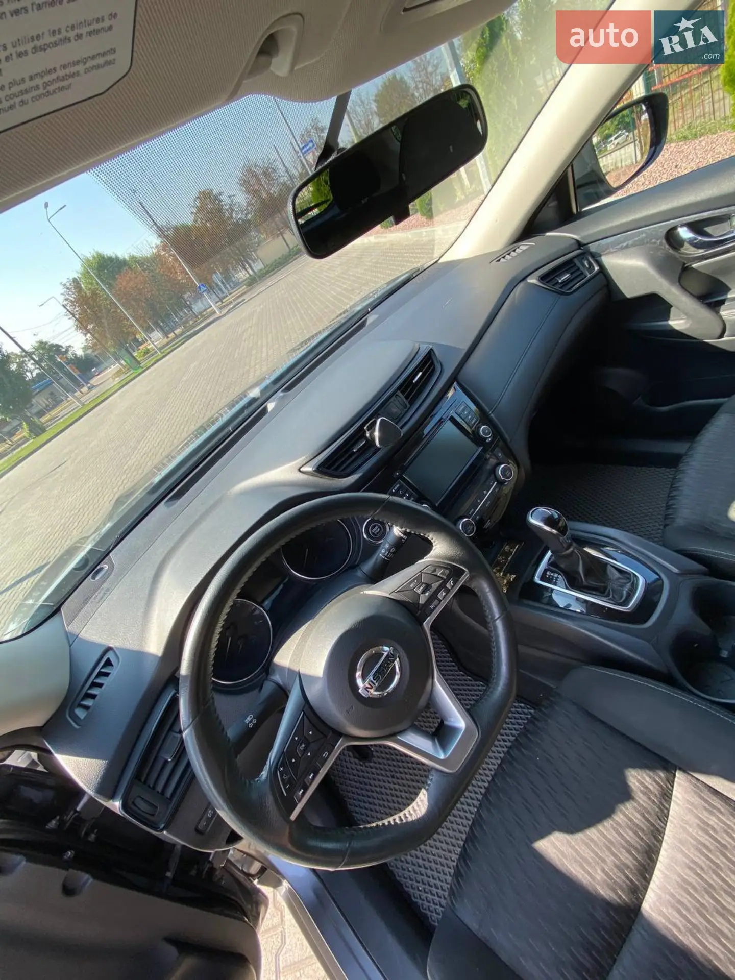 2018 Nissan Rogue - мініатюра 17