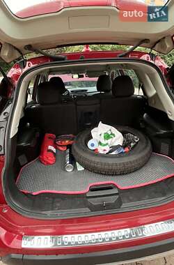 Внедорожник / Кроссовер Nissan Rogue 2016 в Дубно