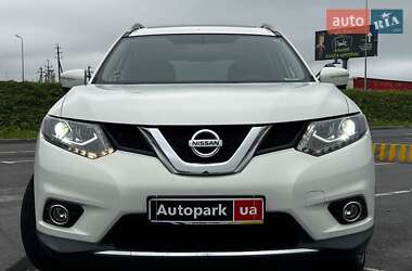 Внедорожник / Кроссовер Nissan Rogue 2014 в Львове