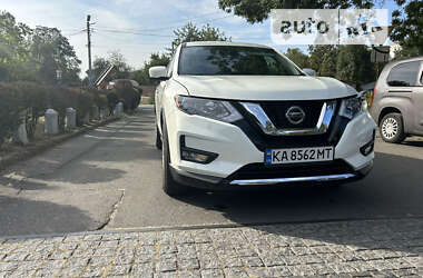 Внедорожник / Кроссовер Nissan Rogue 2020 в Фастове