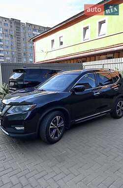 Позашляховик / Кросовер Nissan Rogue 2017 в Білій Церкві