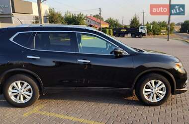 Внедорожник / Кроссовер Nissan Rogue 2015 в Полтаве