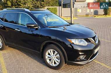 Внедорожник / Кроссовер Nissan Rogue 2015 в Полтаве