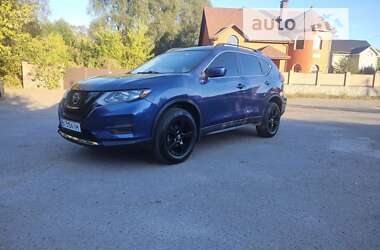 Позашляховик / Кросовер Nissan Rogue 2018 в Полтаві