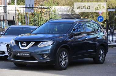 Внедорожник / Кроссовер Nissan Rogue 2014 в Киеве