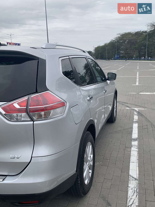 Позашляховик / Кросовер Nissan Rogue 2015 в Одесі