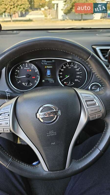 Внедорожник / Кроссовер Nissan Rogue 2015 в Харькове