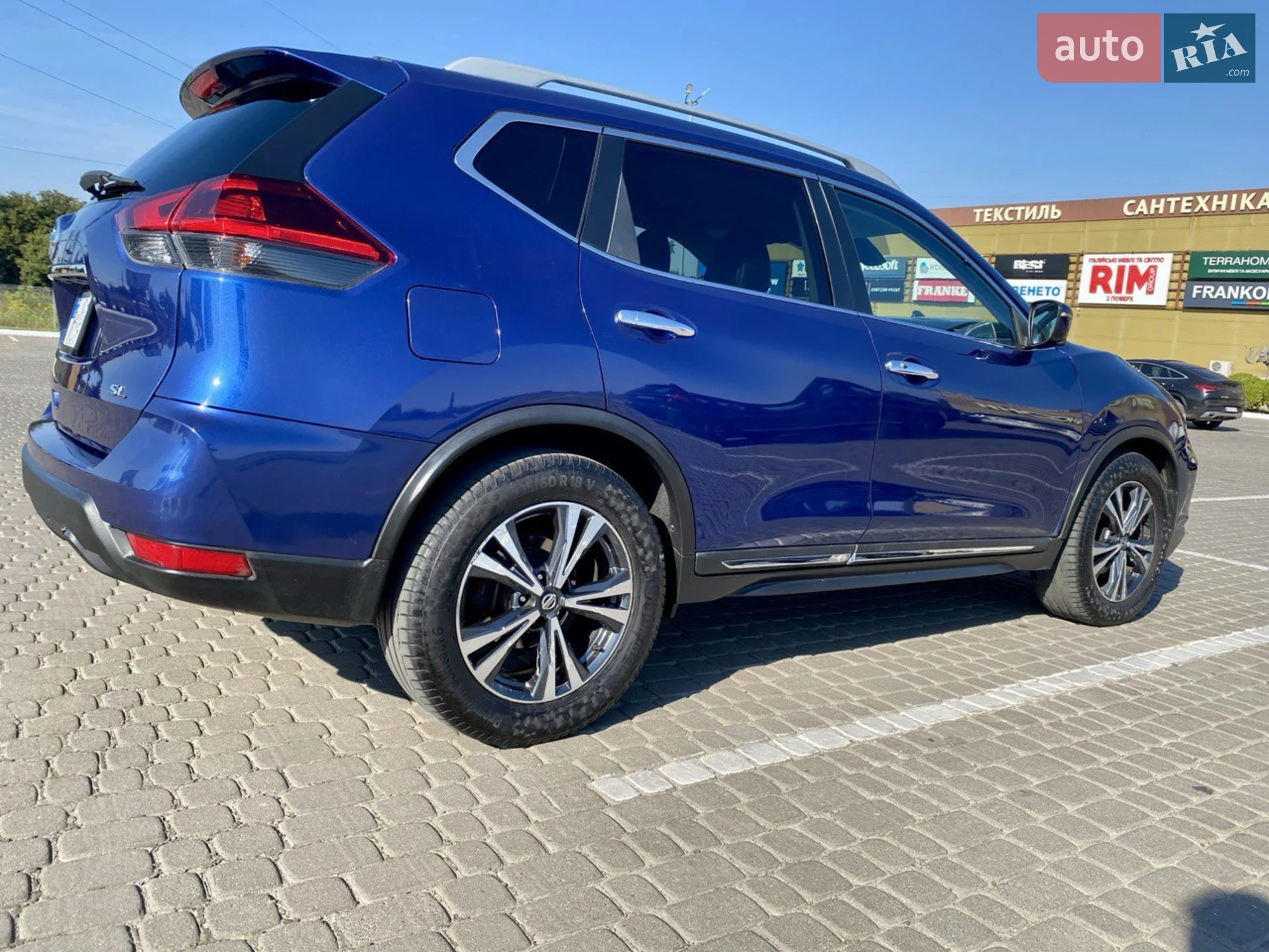 2018 Nissan Rogue - мініатюра 2