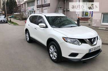 Внедорожник / Кроссовер Nissan Rogue 2015 в Киеве