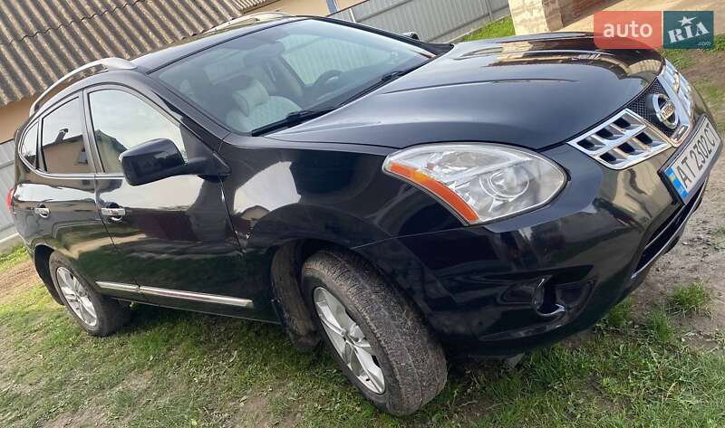 Внедорожник / Кроссовер Nissan Rogue 2012 в Ивано-Франковске