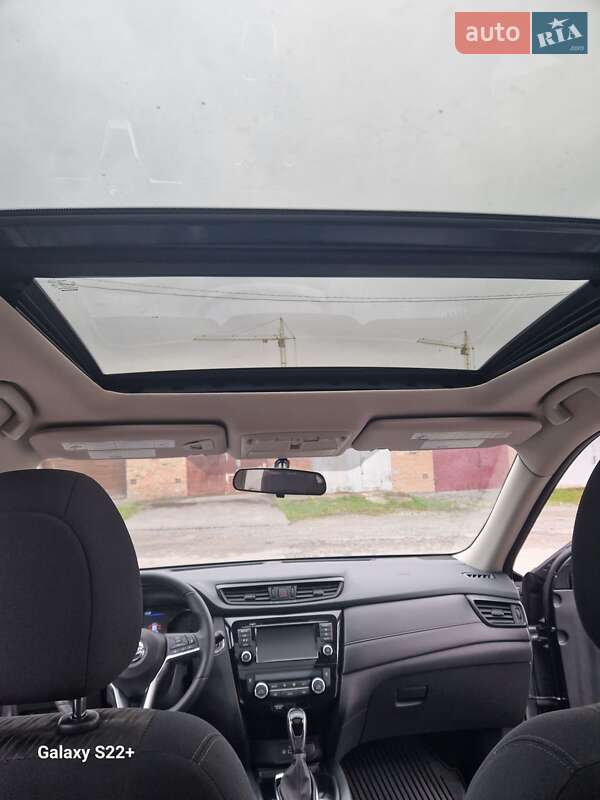 Позашляховик / Кросовер Nissan Rogue 2018 в Хмельницькому