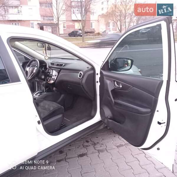 Позашляховик / Кросовер Nissan Rogue 2014 в Хмельницькому