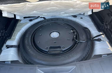 Позашляховик / Кросовер Nissan Rogue 2019 в 