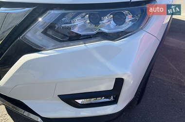 Позашляховик / Кросовер Nissan Rogue 2019 в 