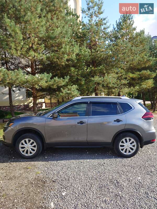 Внедорожник / Кроссовер Nissan Rogue 2016 в Тернополе фото 5 Внедорожник / Кроссовер Nissan Rogue 2016 в Тернополе