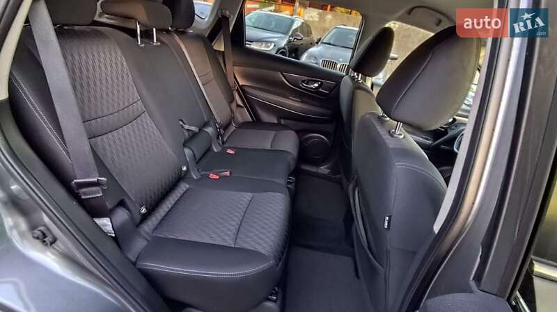 Позашляховик / Кросовер Nissan Rogue 2018 в Чернігові фото 24 Позашляховик / Кросовер Nissan Rogue 2018 в Чернігові