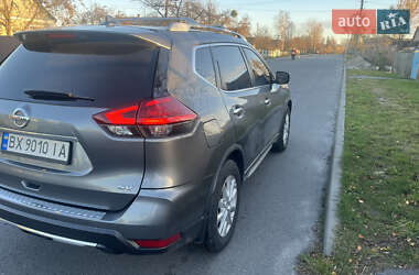 Позашляховик / Кросовер Nissan Rogue 2017 в 
