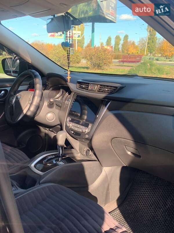 Позашляховик / Кросовер Nissan Rogue 2016 в Кременчуці фото 8 Позашляховик / Кросовер Nissan Rogue 2016 в Кременчуці